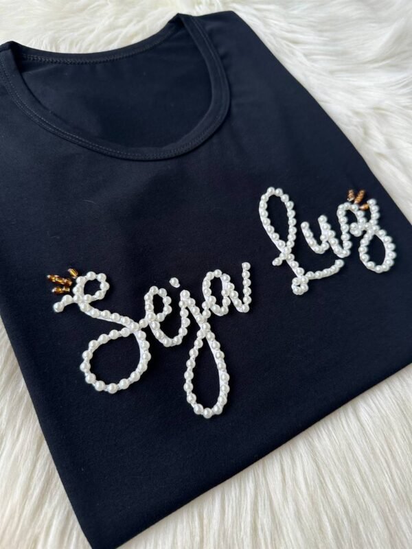 Tshirt Bordada Seja Luz| Preto