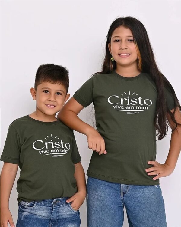 Camiseta Infantil Cristo Vive |Verde Musgo